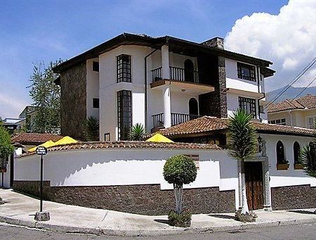 Hotel Fuente De Piedra I Quito Dış mekan fotoğraf