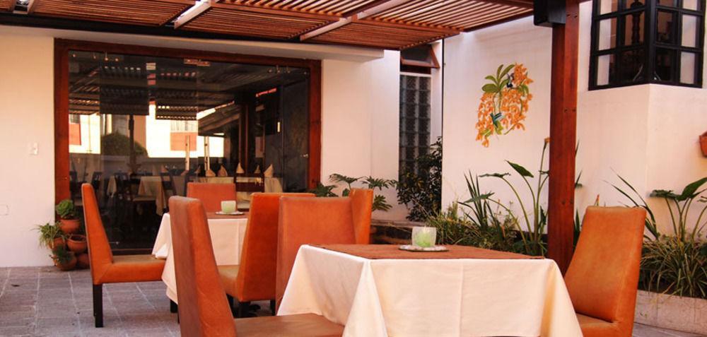 Hotel Fuente De Piedra I Quito Dış mekan fotoğraf