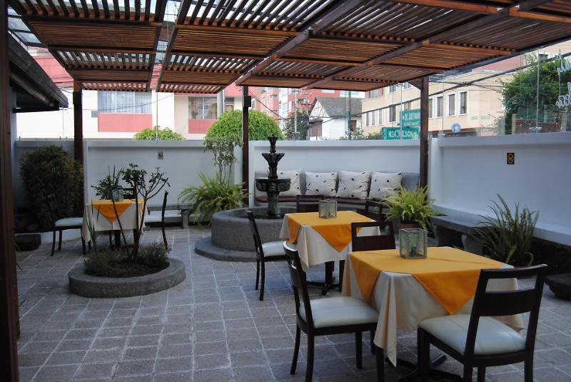 Hotel Fuente De Piedra I Quito Dış mekan fotoğraf